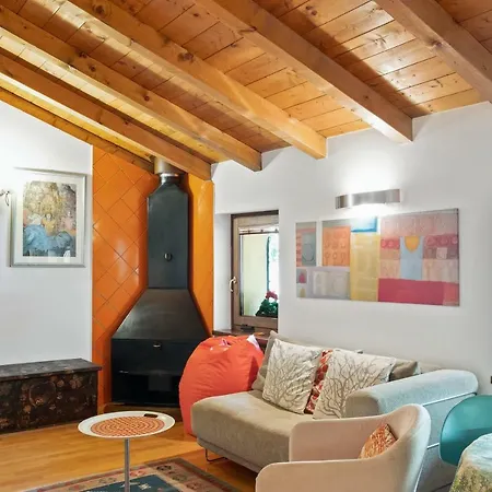 Porta Vescovo Colourful Flat