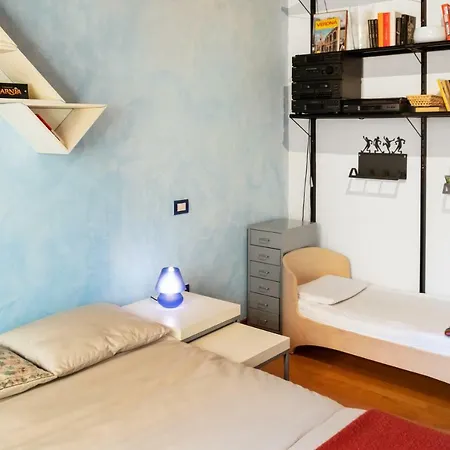 Porta Vescovo Colourful Flat * Verona
